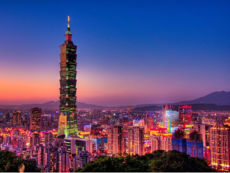 寻味·台湾香港越南越南新加坡美食奇景游